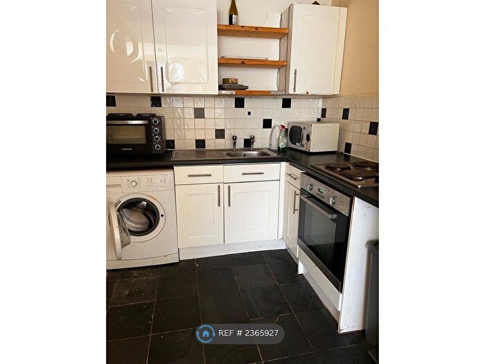 Studio To Rent In London, Penge, SE20