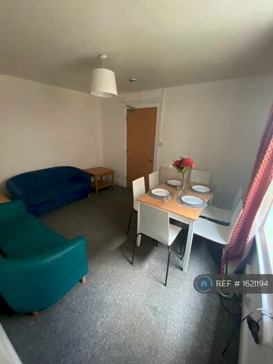 4 Bedroom Detached House To Rent In Elizabeth Way, Cambridge, CB4