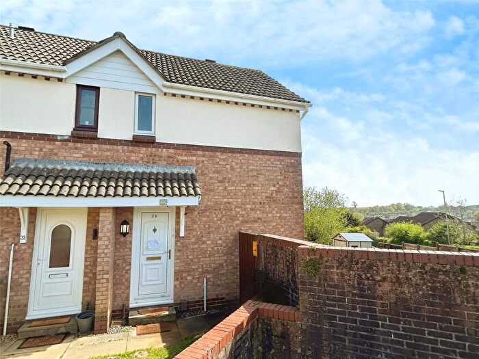2 Bedroom End Of Terrace House For Sale In Orchard Close, Plymouth, Devon, PL7