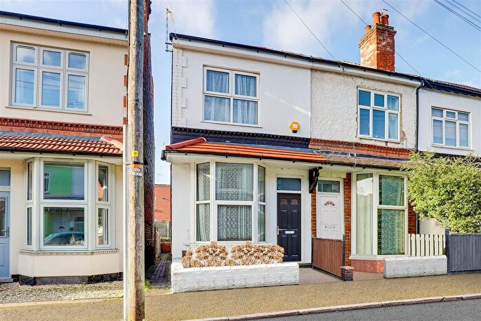 2 Bedroom End Of Terrace House For Sale In Wentworth Road, Sherwood, Nottinghamshire, NG5