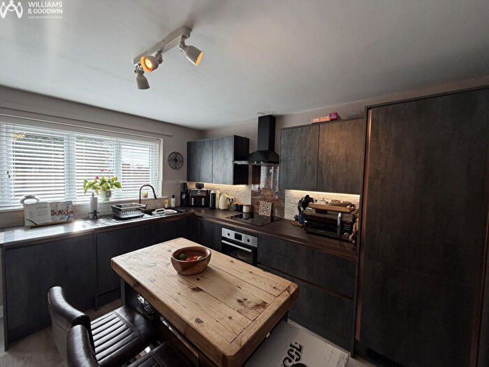 4 Bedroom Detached House For Sale In Rhosdir, Gaerwen, Isle Of Anglesey, LL60