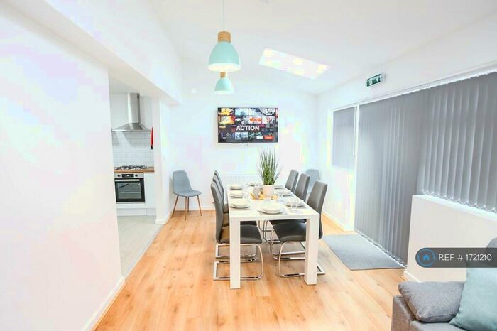 3 Bedroom End Of Terrace House To Rent In Dilcock Way, Coventry, CV4