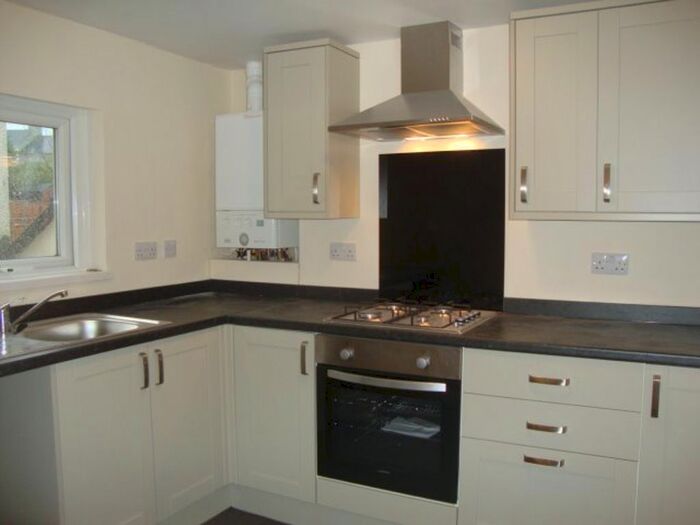 2 Bedroom Flat To Rent In Blewitt Street, Newport, NP20