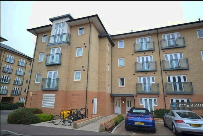 2 Bedroom Flat To Rent In Hampden Gardens, Cambridge, CB1