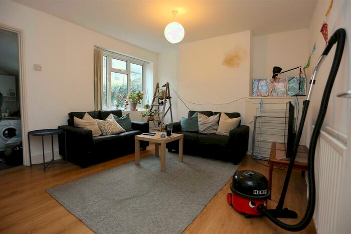5 Bedroom House To Rent In Upper Lewes Road, Brighton, BN2