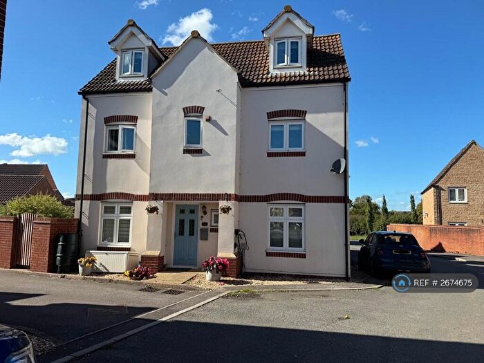 4 Bedroom Semi Detached House To Rent In Chaffinch Chase, Dorset, SP8