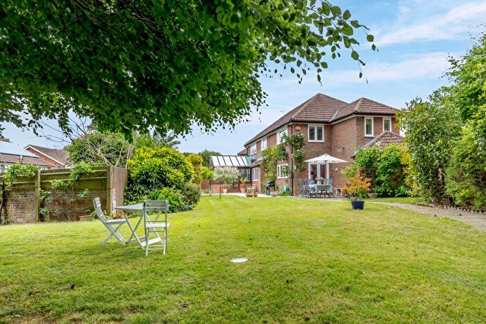 5 Bedroom Detached House For Sale In Lincoln Avenue, Canterbury, Kent, CT1