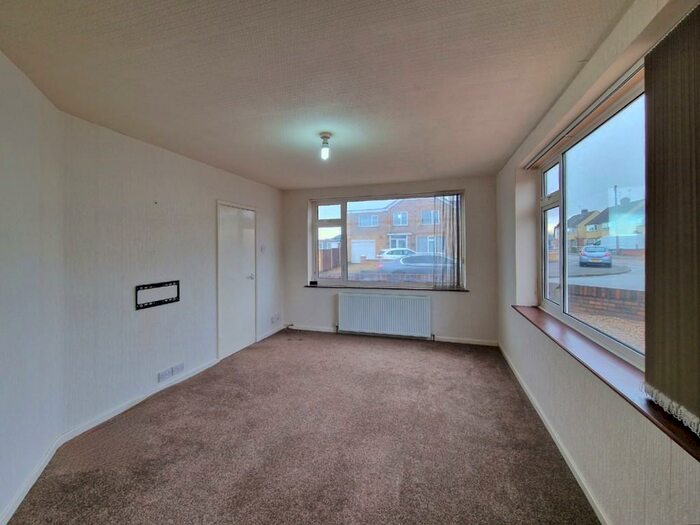 3 Bedroom Detached House To Rent In Bilberry Close, Braunstone, Leicester, LE3