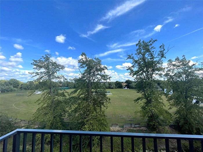 2 Bedroom Apartment For Sale In Apartment, Pavilion View, Swilgate Road, Tewkesbury, Gloucestershire, GL20