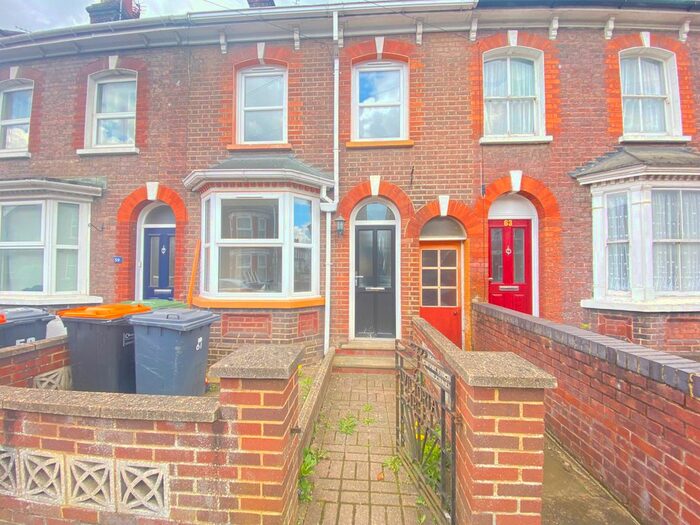 2 Bedroom Property To Rent In Victoria Street, Dunstable, LU6