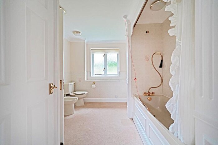 2 Bedroom Cottage For Sale In Bushell Drive, Solihull, B91