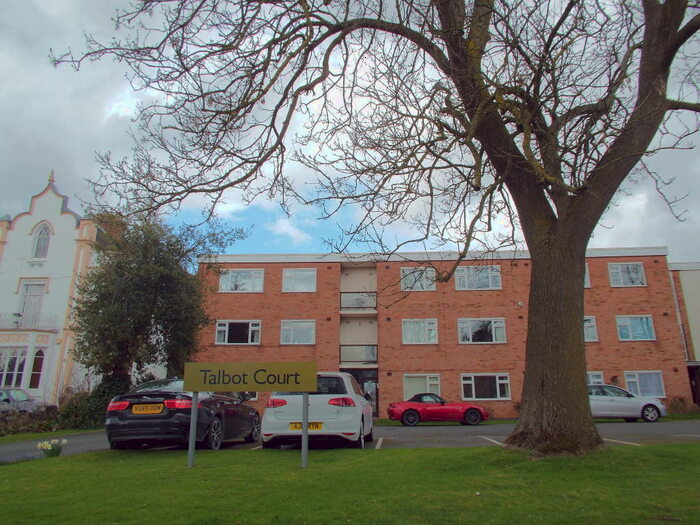 2 Bedroom Apartment To Rent In Talbot Court, Leamington Spa, CV32