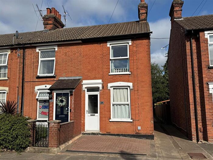 2 Bedroom End Of Terrace House For Sale In Phoenix Road, Ipswich, IP4