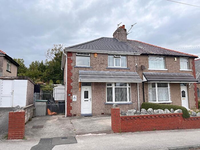 3 Bedroom Semi-Detached House For Sale In West End Road, Morecambe, LA4