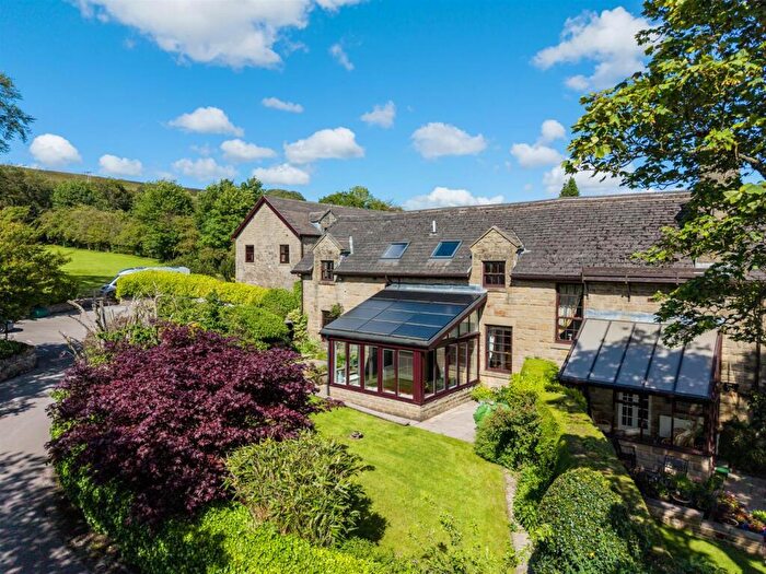 3 Bedroom Semi Detached House For Sale In Hollow Meadows, Sheffield, S6