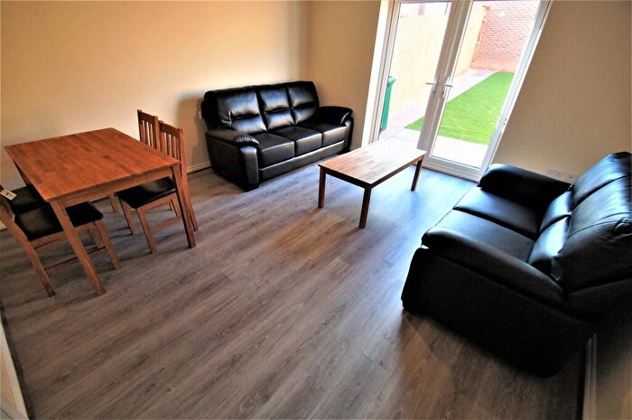 4 Bedroom Terraced House To Rent In Signals Drive, Coventry, CV3