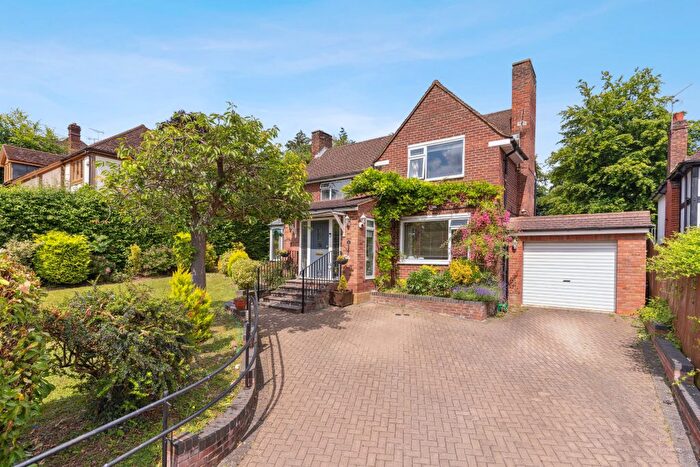 5 Bedroom Detached House For Sale In Wyatts Road, Chorleywood, WD3