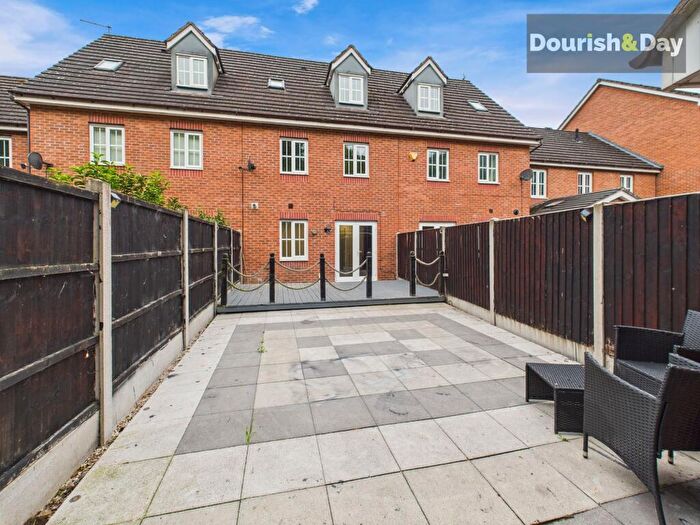 4 Bedroom Terraced House For Sale In Pioneer Way, Stafford, ST17