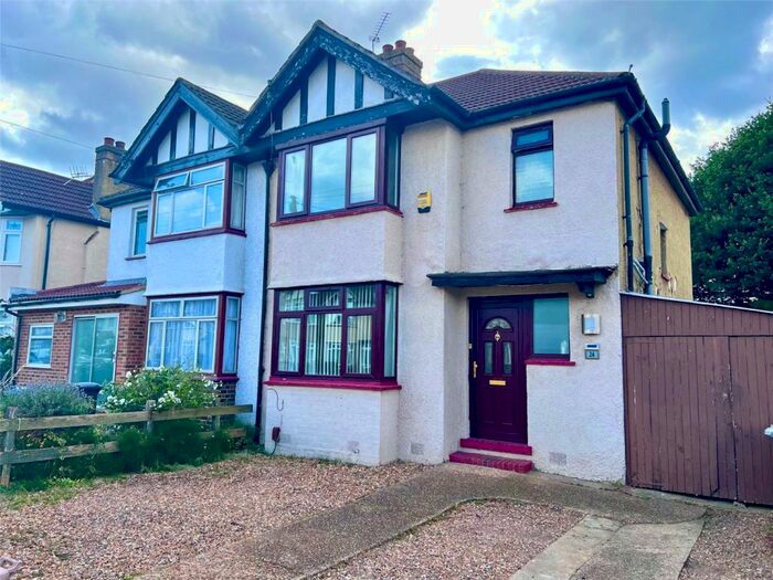 3 Bedroom Semi-Detached House To Rent In Cranborne Avenue, Surbiton, KT6