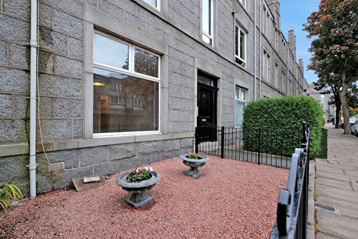 1 Bedroom Flat To Rent In Mid Stocket Road, Aberdeen, AB15