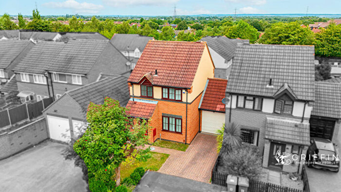 3 Bedroom Detached House For Sale In Chance Close, Chafford Hundred, Grays, RM16