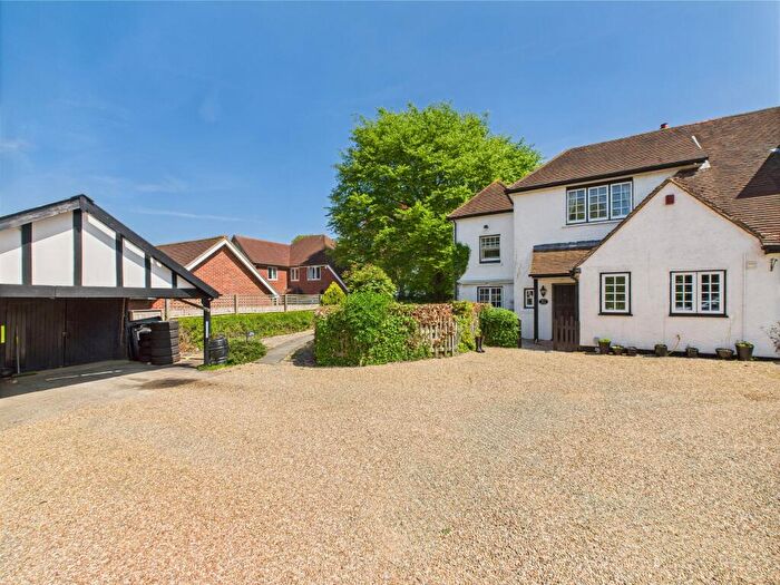 3 Bedroom House For Sale In Perry Lane, Bledlow, Princes Risborough, Buckinghamshire, HP27