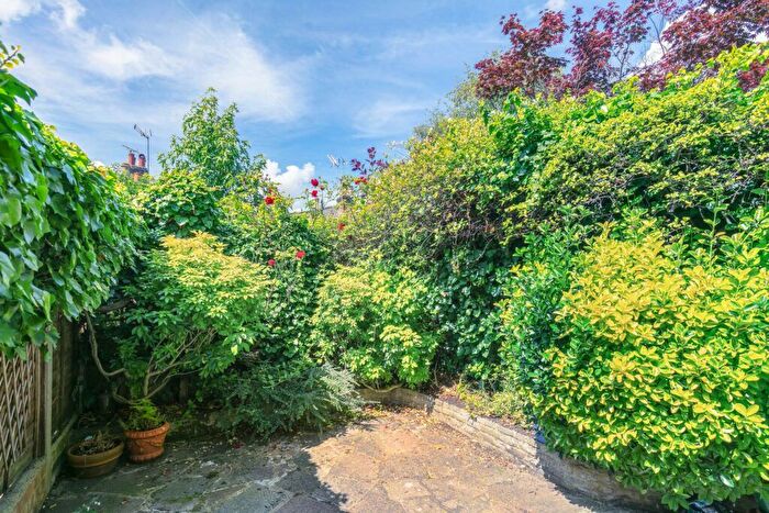 2 Bedroom Terraced House For Sale In Alton Road, Richmond, TW9