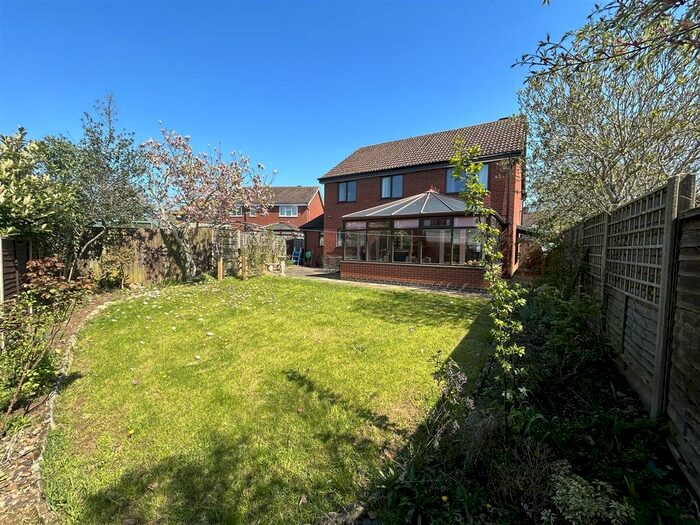 5 Bedroom Detached House For Sale In Tealby Close, Gilmorton, Lutterworth, LE17