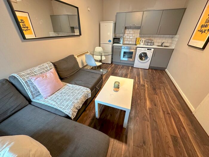 4 Bedroom Flat To Rent In Fell Street, Liverpool, L7