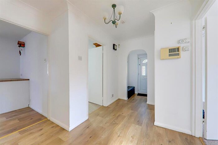 2 Bedroom Detached Bungalow For Sale In Keswick Close, Goring-By-Sea, Worthing, BN12