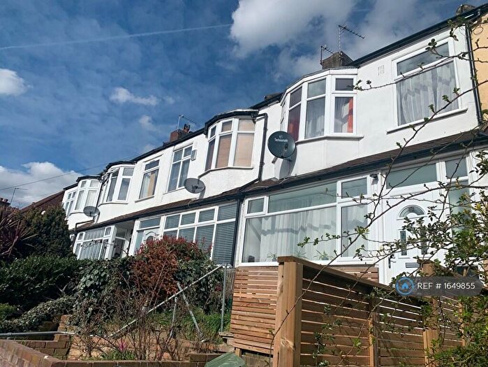 3 Bedroom Terraced House To Rent In Beauchamp Road, London, SE19