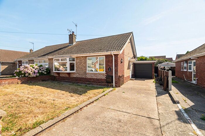 2 Bedroom Semi-Detached Bungalow For Sale In Westerley Way, Caister-On-Sea, NR30