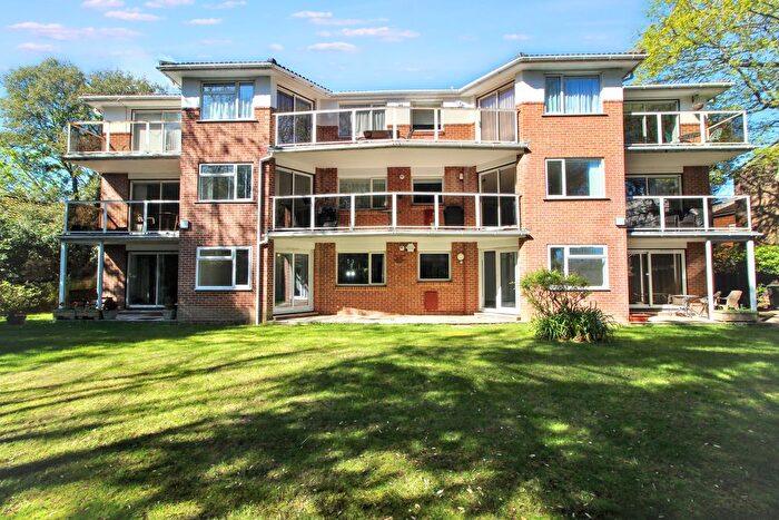 2 Bedroom Property For Sale In Grove Road, Bournemouth, BH1