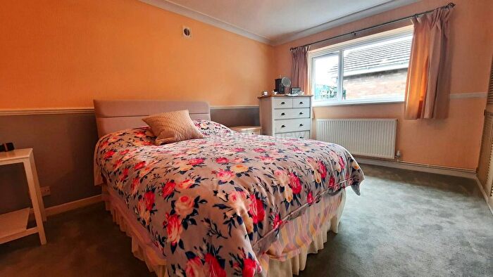 2 Bedroom Semi-Detached Bungalow For Sale In Greenlawns, Barry, CF62