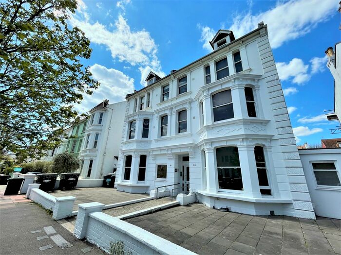 Studio To Rent In Westbourne Villas, Hove, BN3