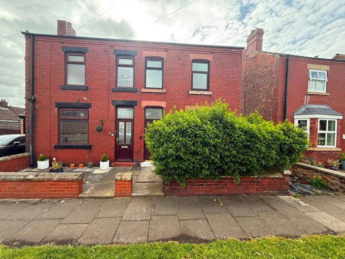 3 Bedroom Terraced House To Rent In Bradley Lane, Wigan, WN6
