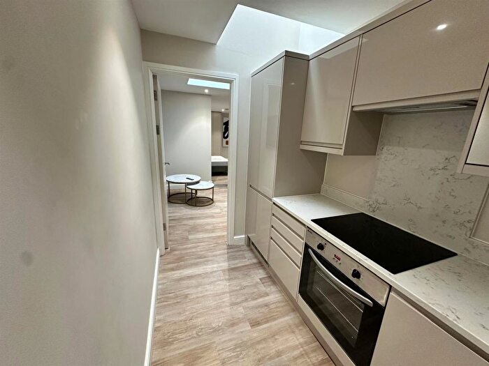 1 Bedroom Flat To Rent In , East Parade, Leeds, LS1