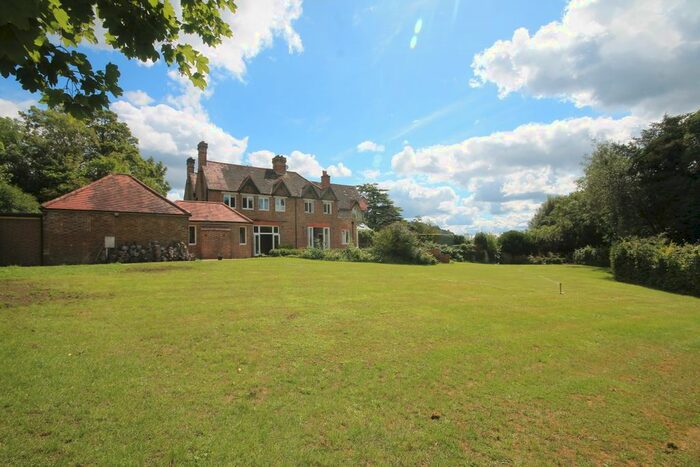 5 Bedroom Semi-Detached House To Rent In Fredley Park, Mickleham, Dorking, RH5