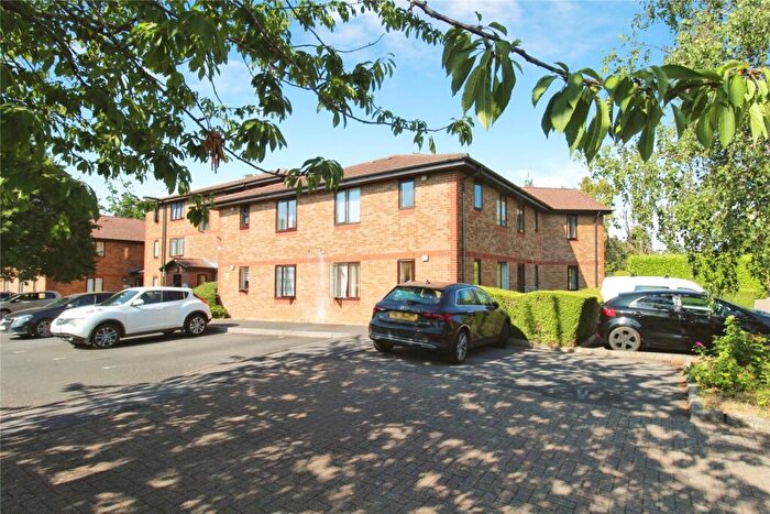 1 Bedroom Flat For Sale In Kern Close, Southampton, City Of Southampton, SO16