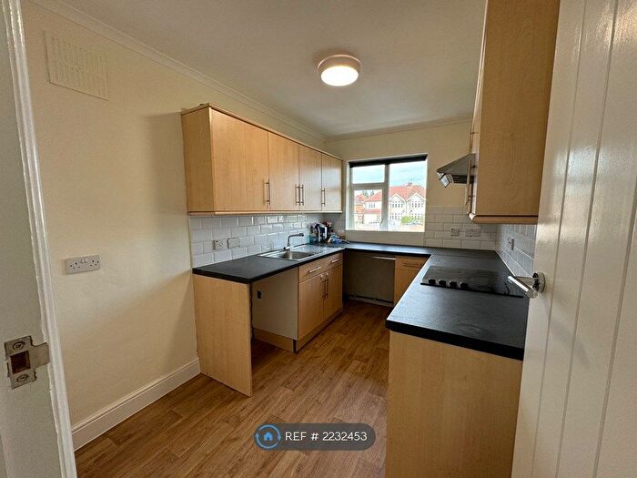 2 Bedroom Maisonette To Rent In Woodside Lane, Bexley, DA5