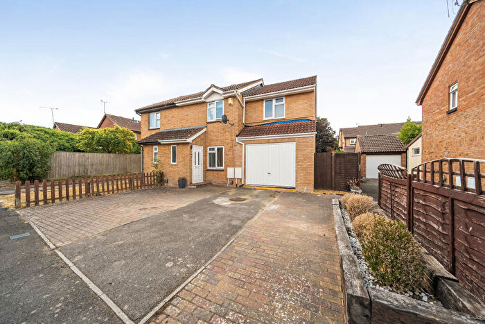 2 Bedroom Semi Detached House For Sale In Tamworth Drive, Ramleaze, Swindon, SN5