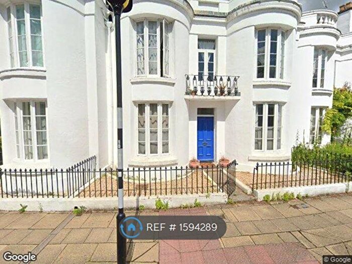 2 Bedroom Flat To Rent In Eastgate Street, Winchester, SO23