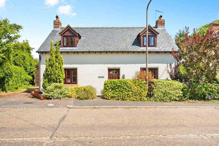 4 Bedroom Detached House For Sale In Church End, Thurleigh, Bedford, Bedfordshire, MK44