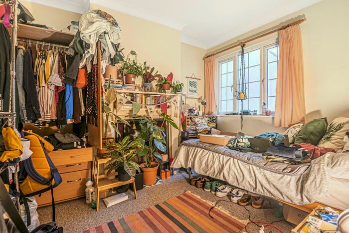 5 Bedroom Terraced House To Rent In Howard Street, Student Bedroom, OX4