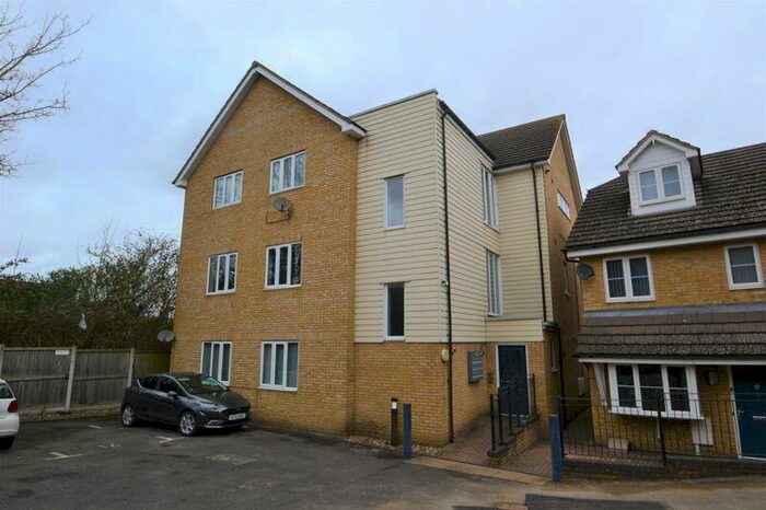 1 Bedroom Duplex To Rent In Victoria Mews, Sittingbourne, ME10