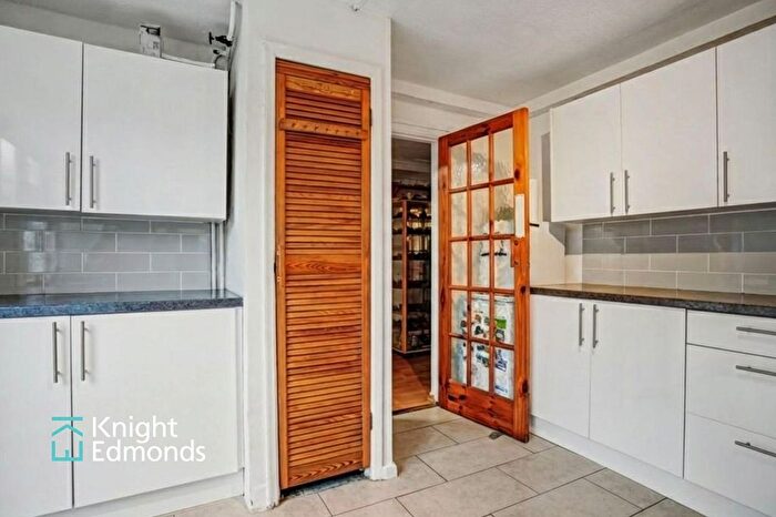 2 Bedroom Property For Sale In Bramley Drive, Cranbrook, TN17