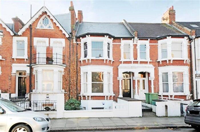 2 Bedroom Flat To Rent In Hillfield Road, West Hampstead, NW6
