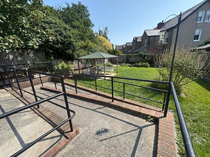 15 Bedroom Property To Rent In Pelham Road, Gravesend, DA11