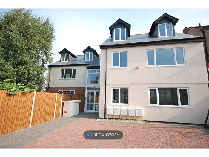 2 Bedroom Flat To Rent In Padua Road, London, SE20