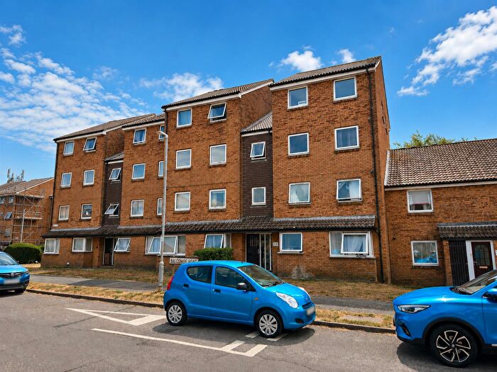 2 Bedroom Flat To Rent In Balcombe Road, Peacehaven, BN10